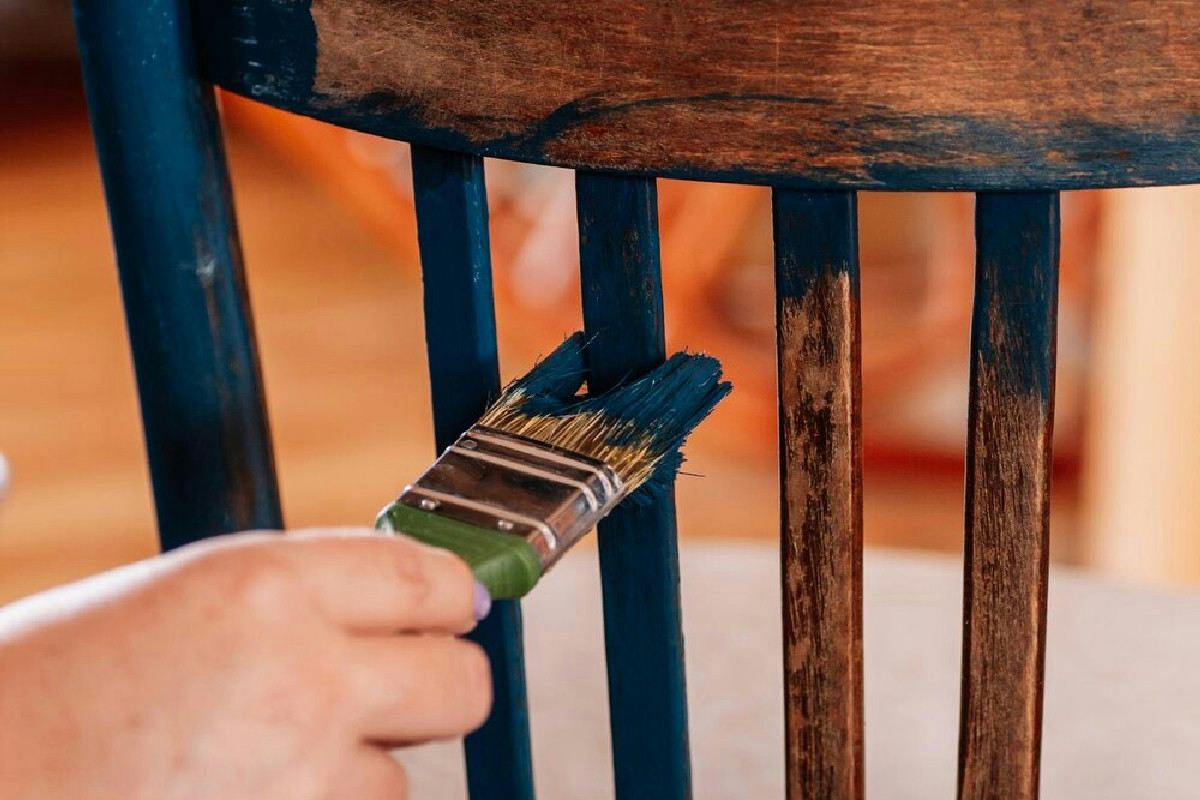 Rinnova i mobili antichi con tecniche efficaci e consigli pratici per un risultato perfetto